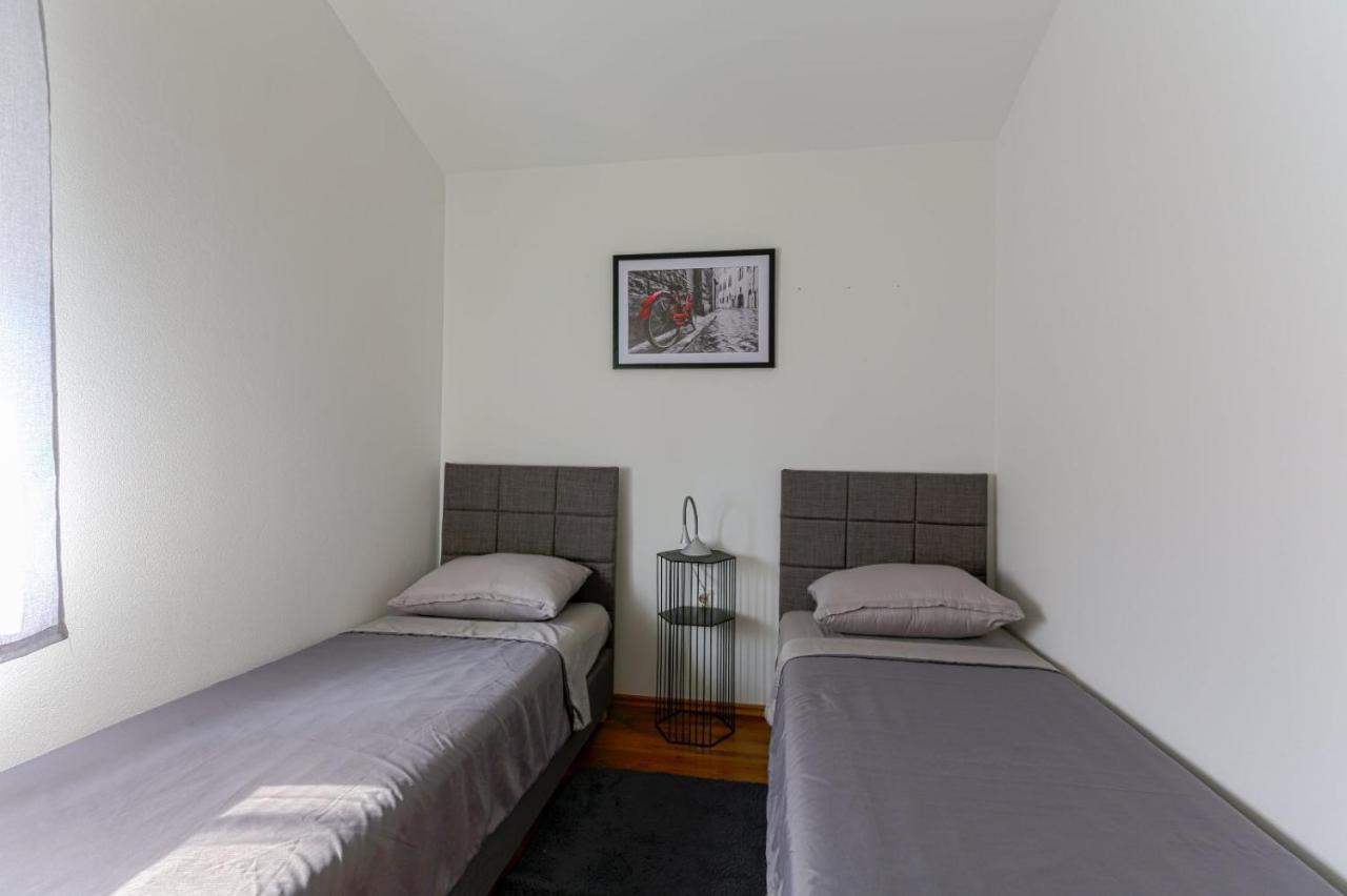 Apartman M&A Apartment Pula Exterior foto